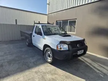Nissan Navara 2015 photo 2