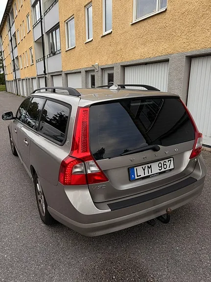 Volvo V70 2012 photo 4