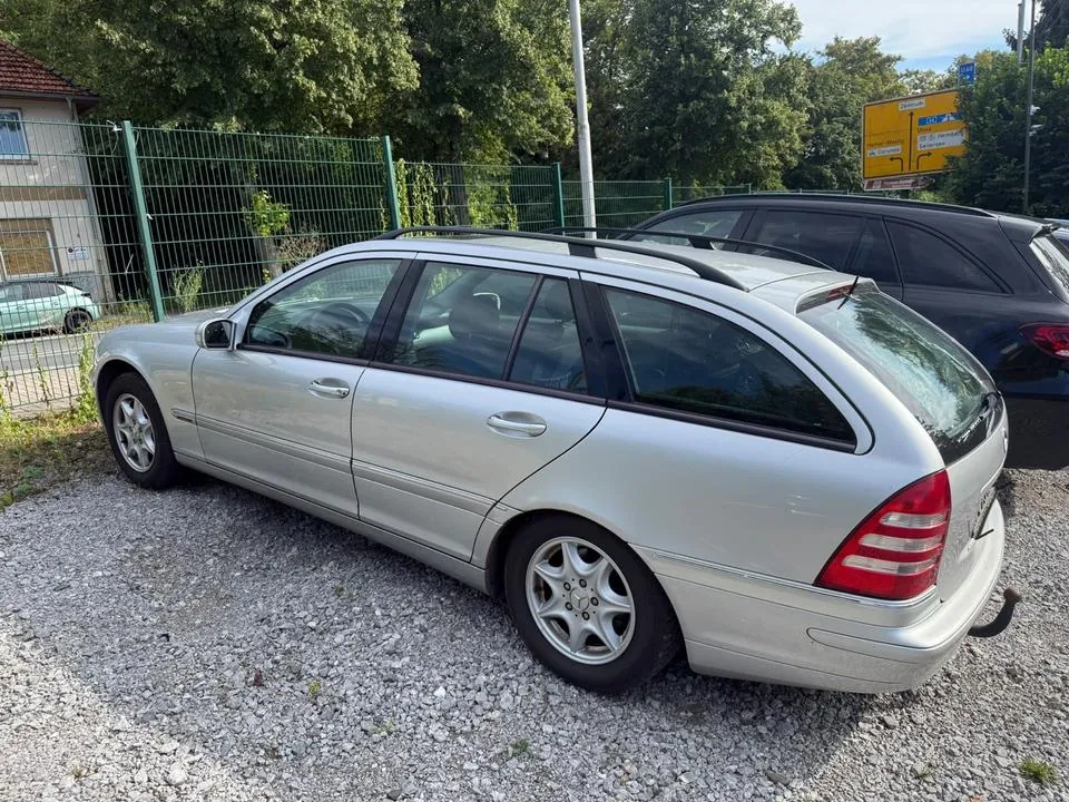 Mercedes-Benz W203