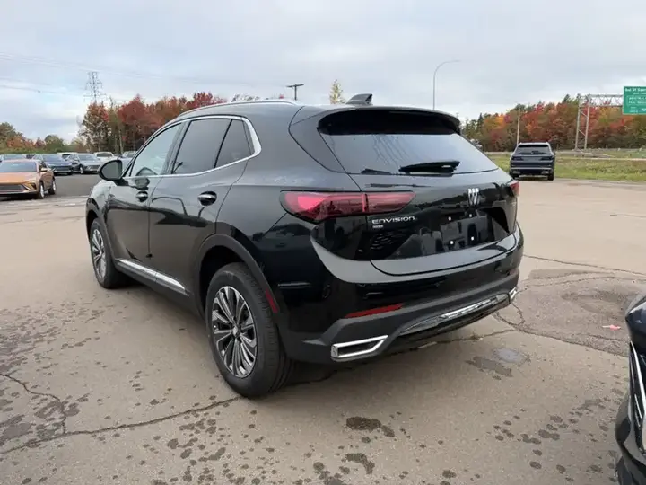 Buick Envision 2026 photo 4