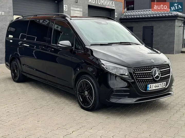 Mercedes-Benz V-Class 2025 photo 2