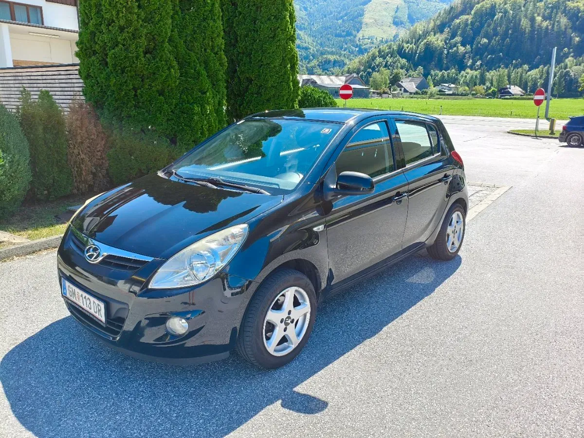 Hyundai I20