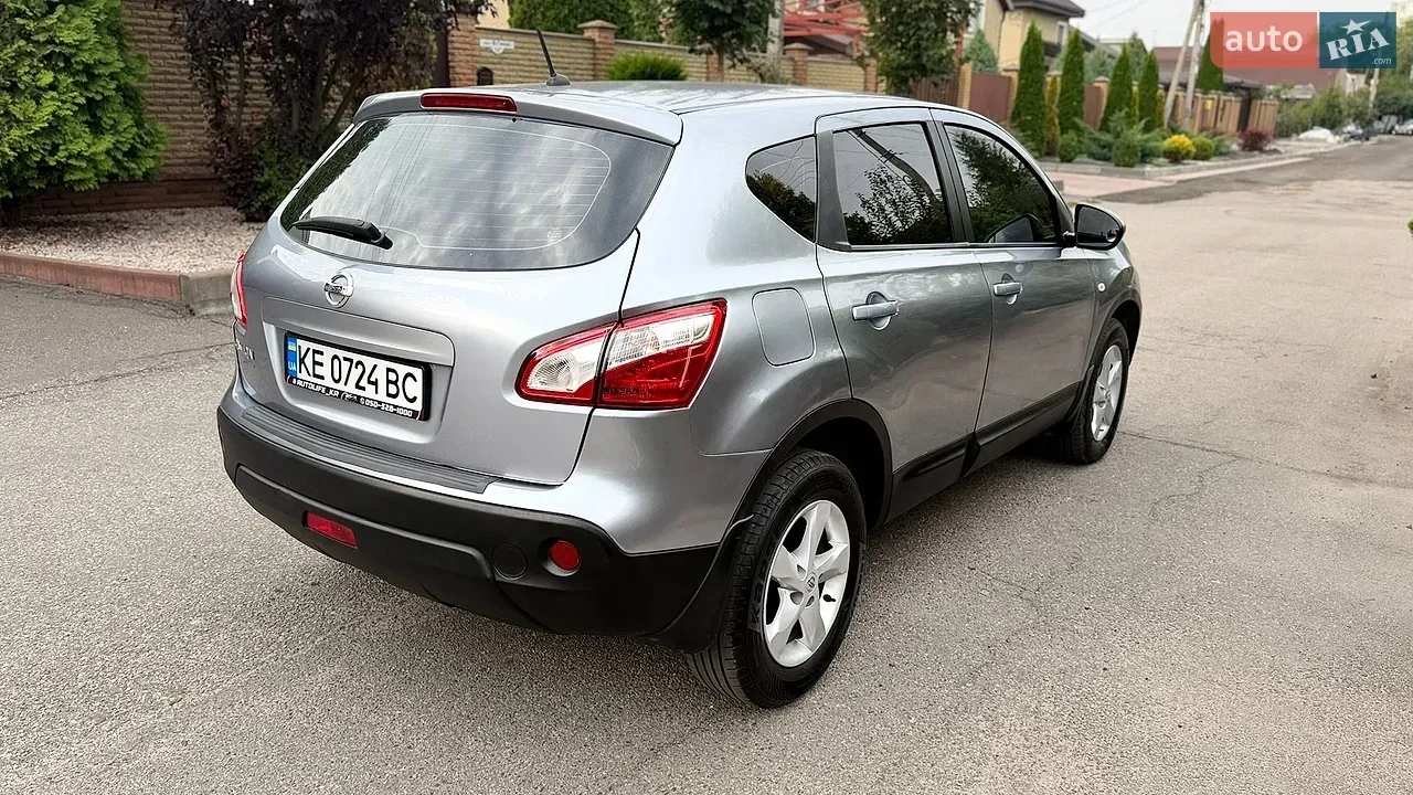 Nissan Qashqai 2011 photo 4