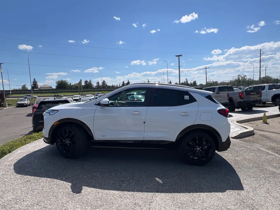 Buick Encore Gx 2026 photo 2