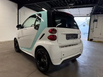 Smart Fortwo 2013 photo 2