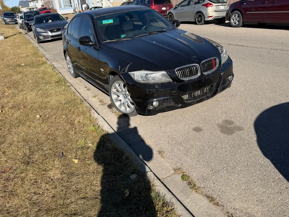 BMW 335I 2011 photo 4