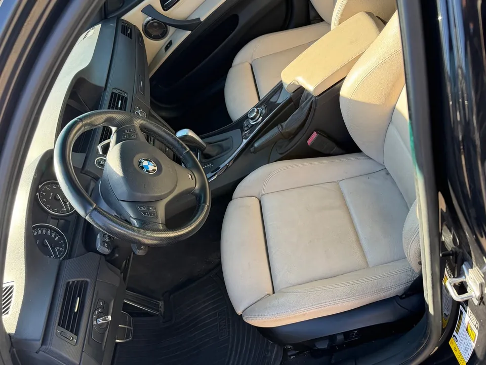 BMW 335I 2011 photo 5
