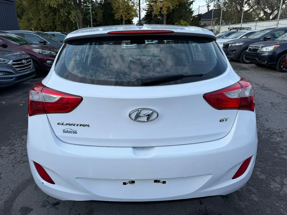 Hyundai Elantra 2014 photo 3