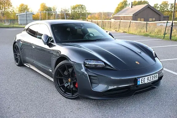 Porsche Taycan Gts 2023 photo 2