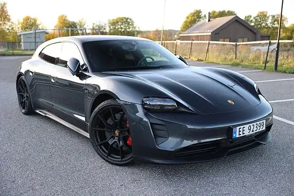 Porsche Taycan Gts