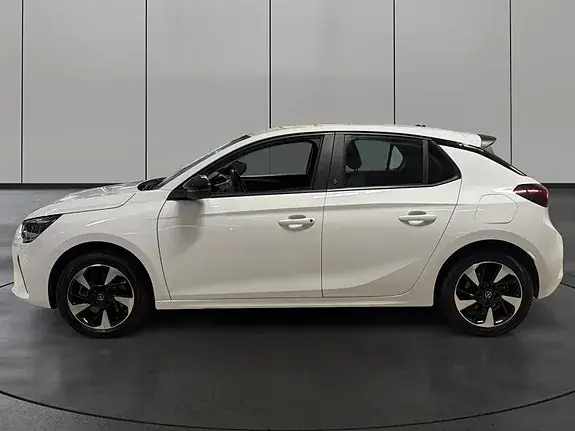 Opel Corsa E 2022 photo 2