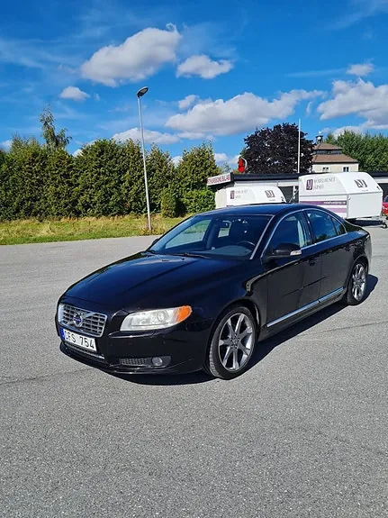 Volvo S80 2010 photo 2
