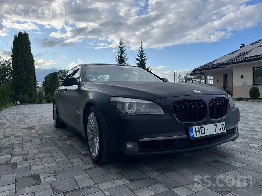 BMW 740D