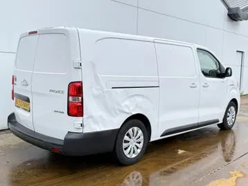 Toyota Proace 2023 photo 3