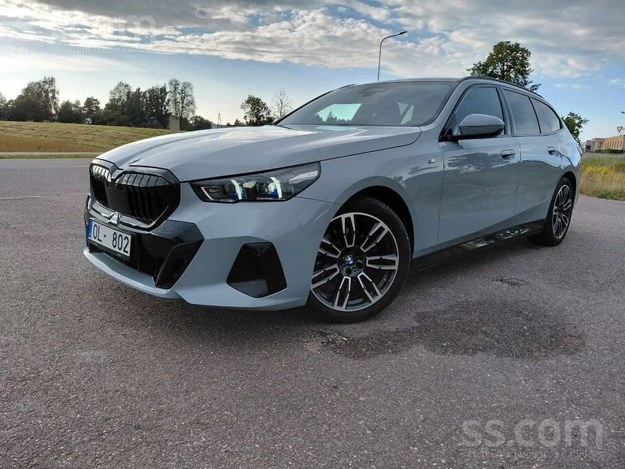 BMW 520 2024 photo 2