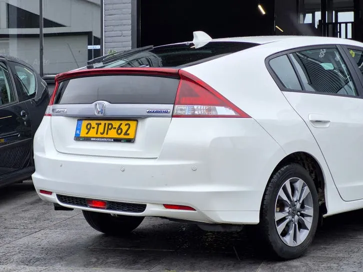 Honda Insight 2014 photo 3