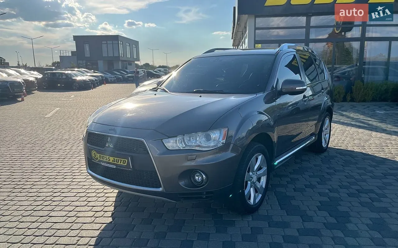 Mitsubishi Outlander 2010 photo 3