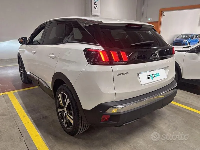 Peugeot 3008 2023 photo 3