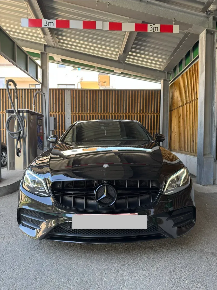 Mercedes-Benz E-Class 2016 photo 2
