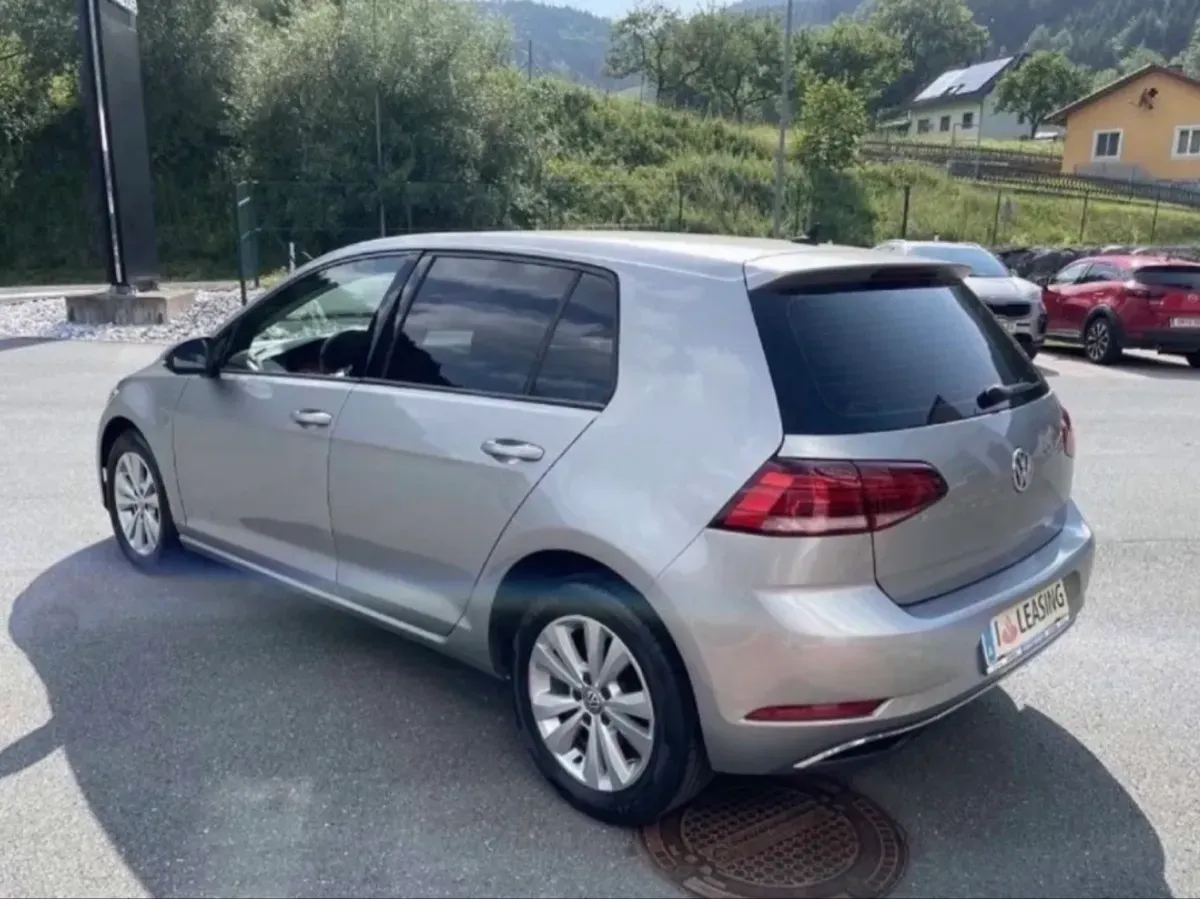 Volkswagen Golf 2018 photo 2