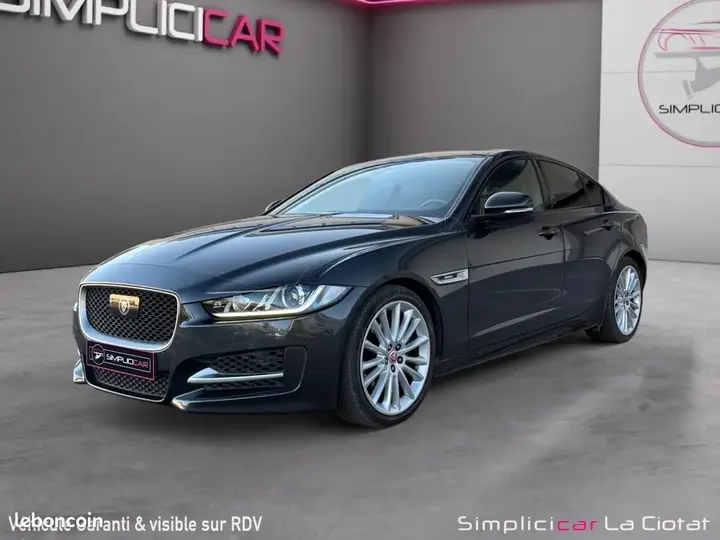 Jaguar Xe 2016 photo 3