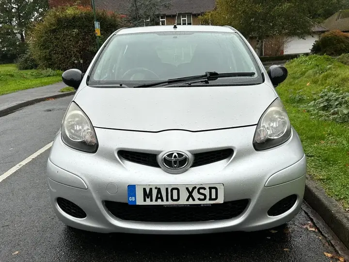 Toyota Aygo 2010 photo 2