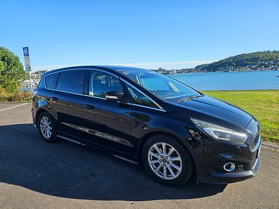 Ford S-Max 2017 photo 2