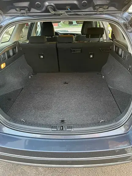 Toyota Auris 2015 photo 4