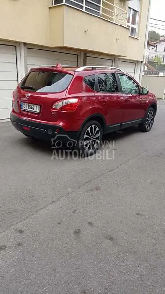 Nissan Qashqai 2012 photo 3