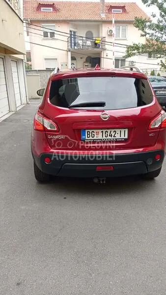 Nissan Qashqai 2012 photo 5