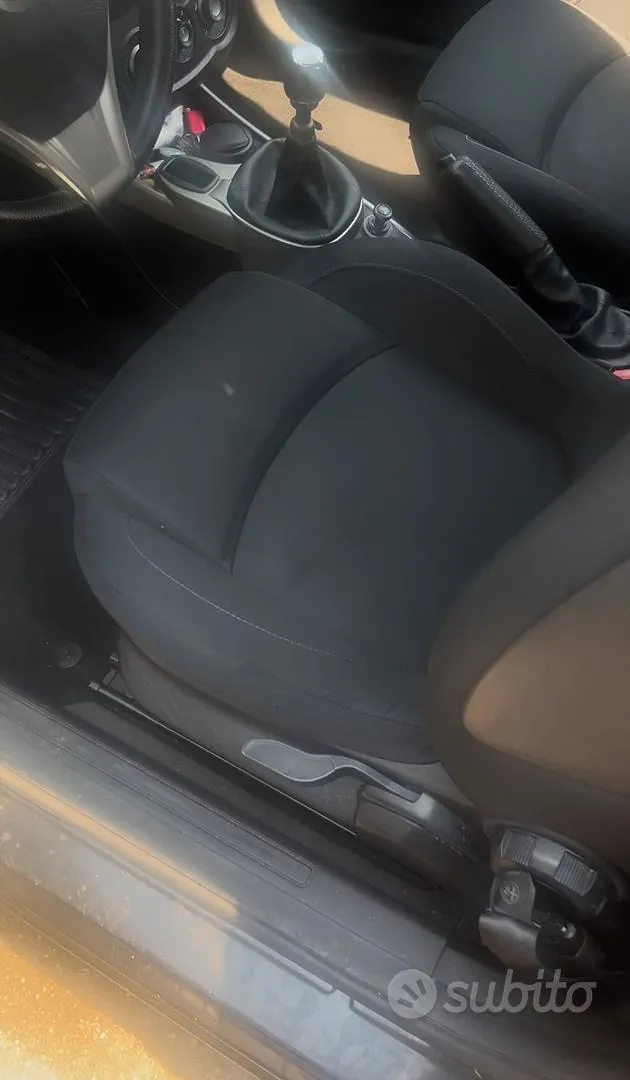 Alfa Romeo Mito 2014 photo 5