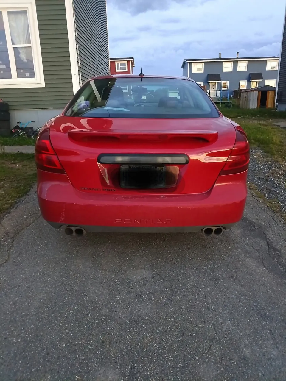 Pontiac Grand Prix 2006 photo 2