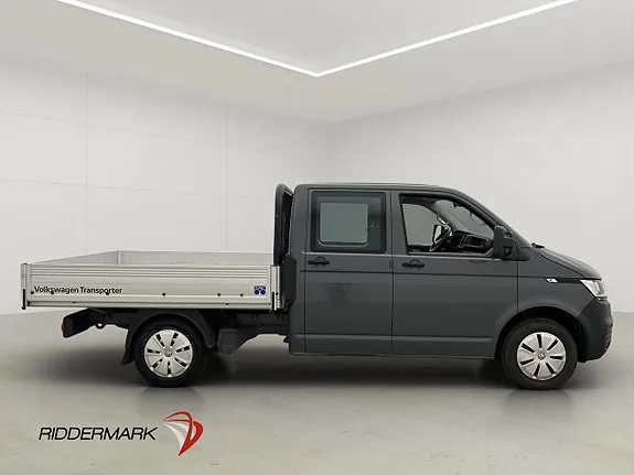 Volkswagen Transporter 2022 photo 2