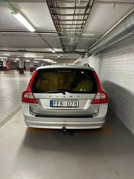 Volvo V70 2010 photo 3
