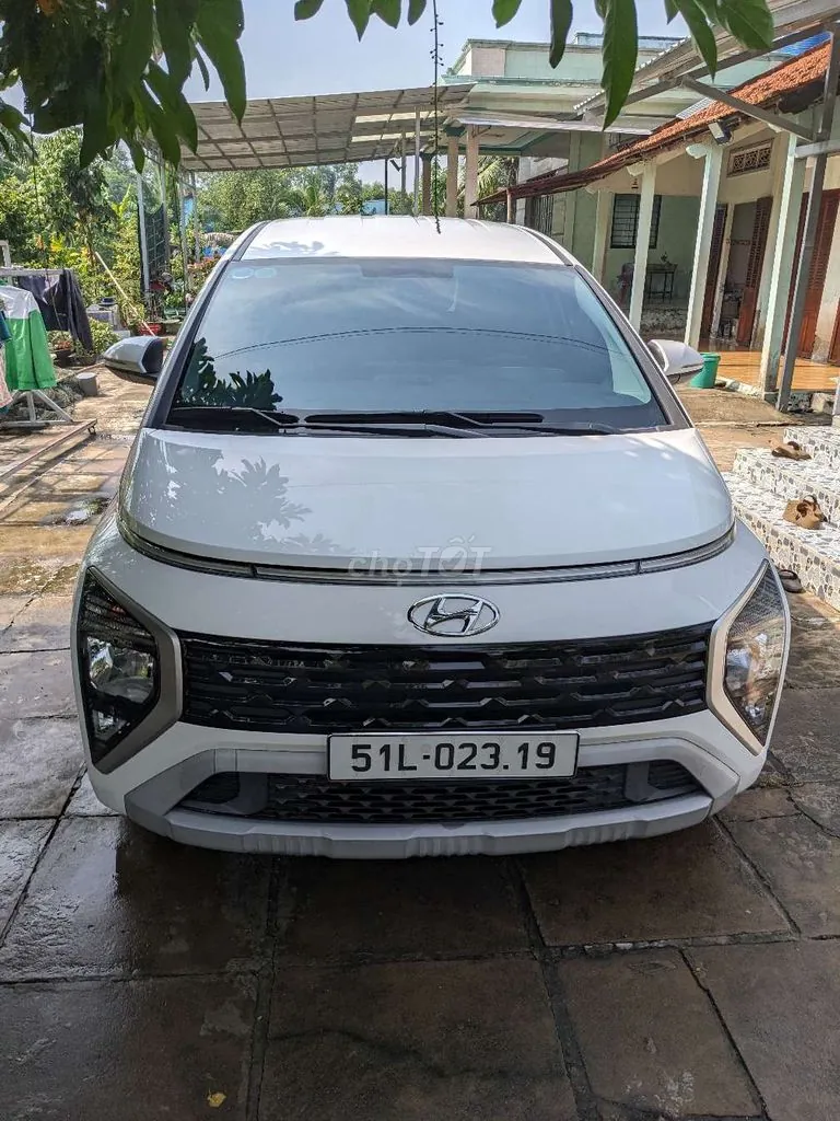 Hyundai Stargazer
