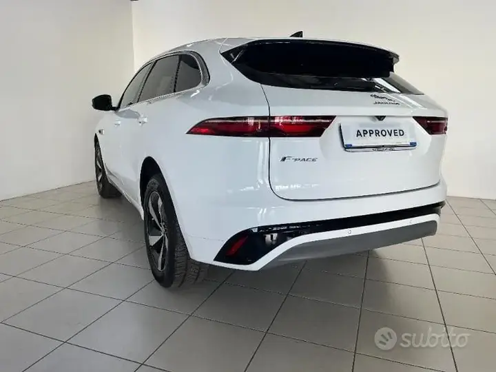 Jaguar F-Pace 2023 photo 4