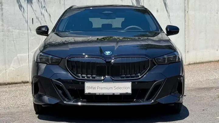 BMW 5 Series 2026 photo 2
