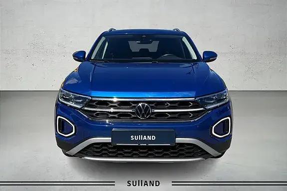Volkswagen T-Roc 2023 photo 3