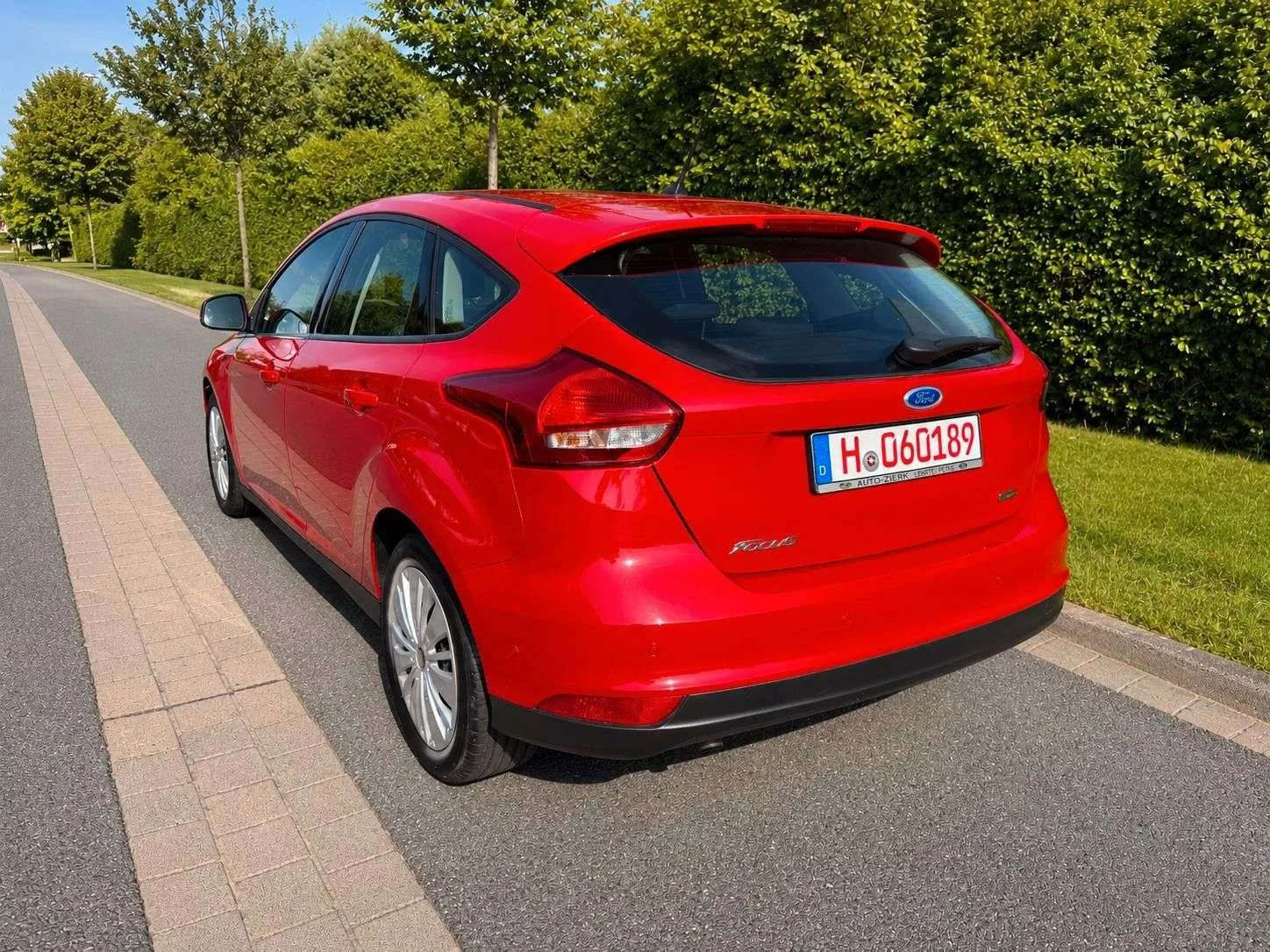 Ford Focus 2015 photo 2
