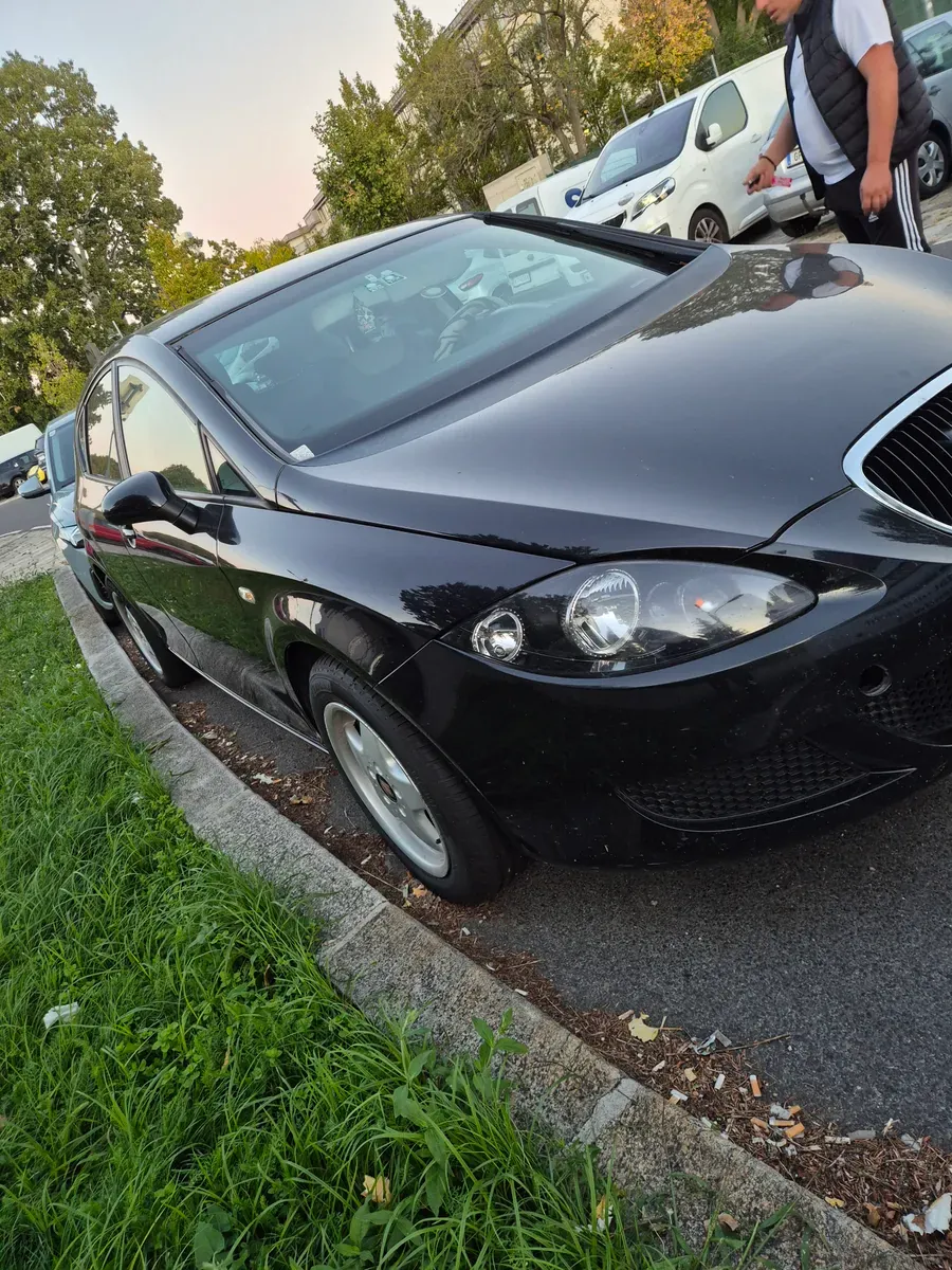 Seat Leon 2006 photo 2