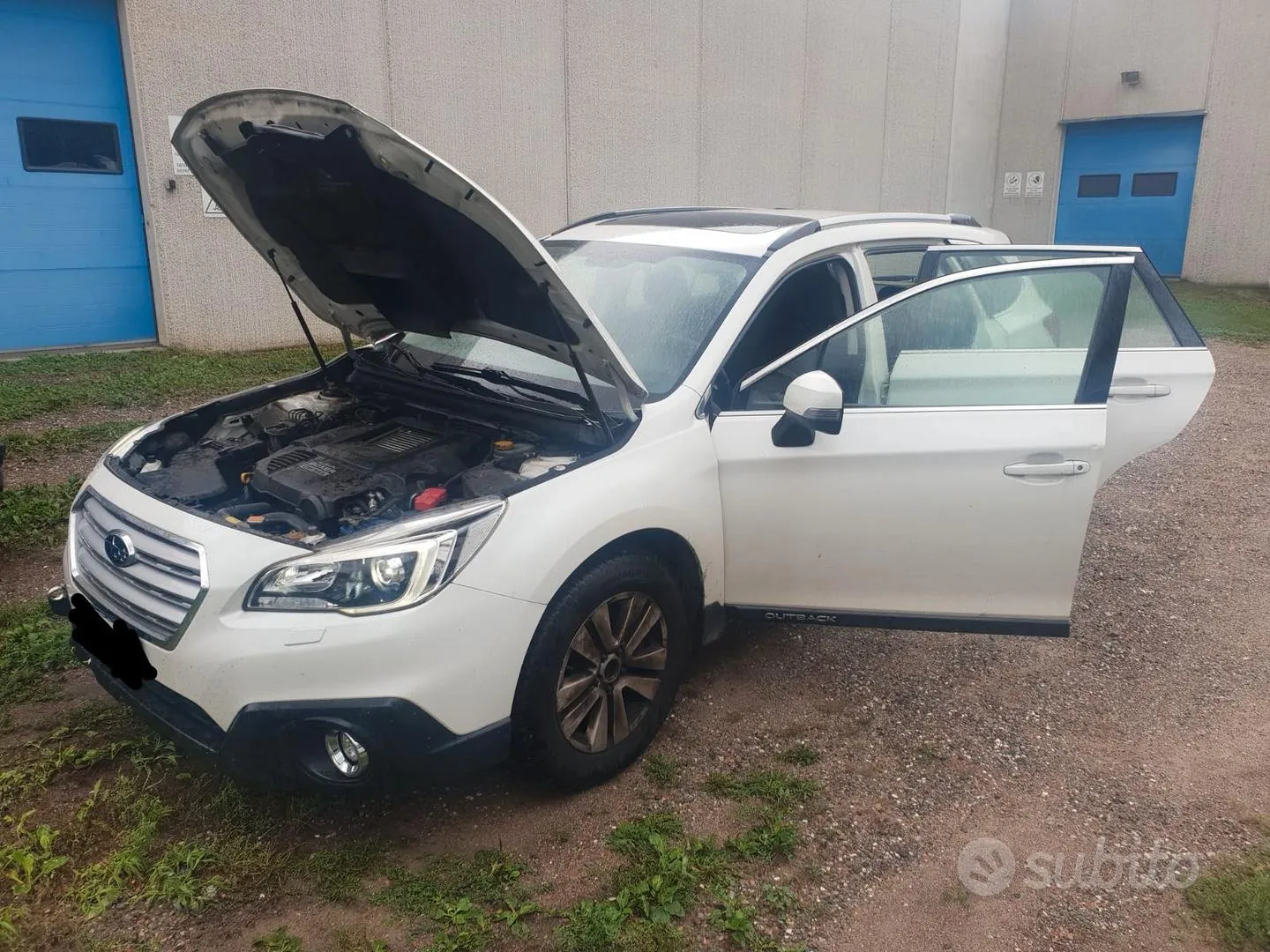 Subaru Legacy 2016 photo 2