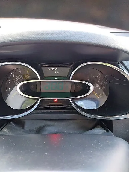 Renault Clio 2013 photo 3