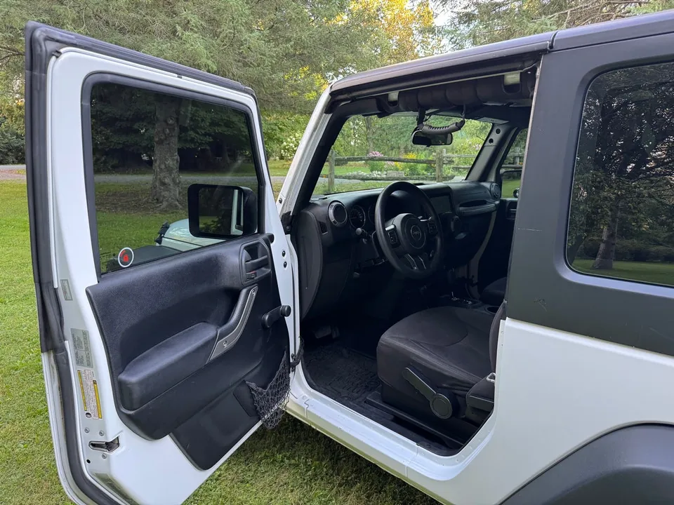 Jeep Wrangler 2015 photo 3