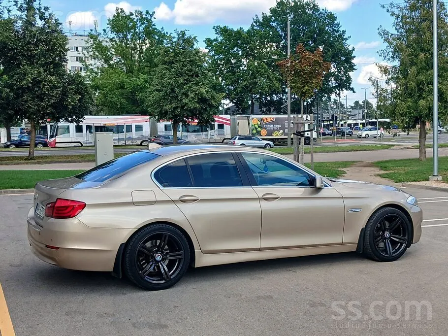 BMW 520D 2011 photo 4