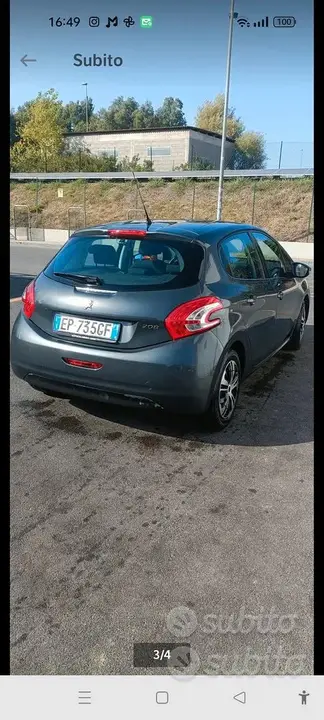 Peugeot 208 2012 photo 4