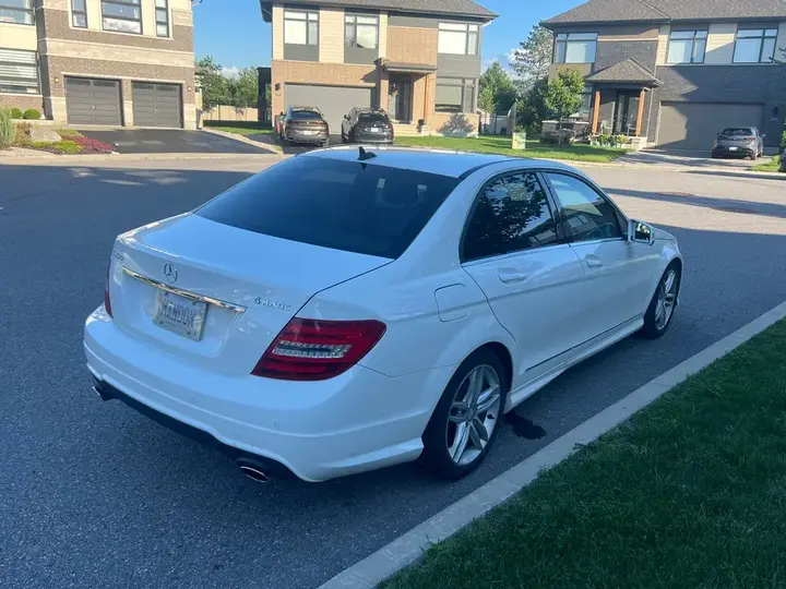 Mercedes-Benz C-Class 2014 photo 3