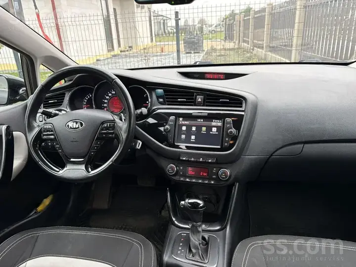 Kia Ceed 2018 photo 5