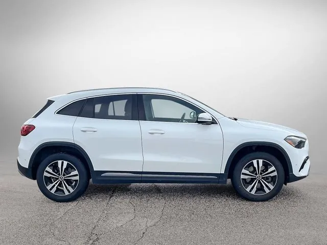 Mercedes-Benz Gla 2026 photo 4