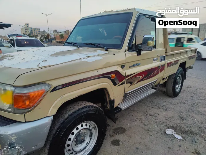 Toyota Land Cruiser 70