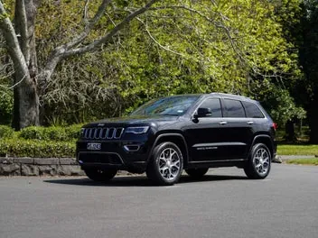 Jeep Grand Cherokee 2020 photo 2